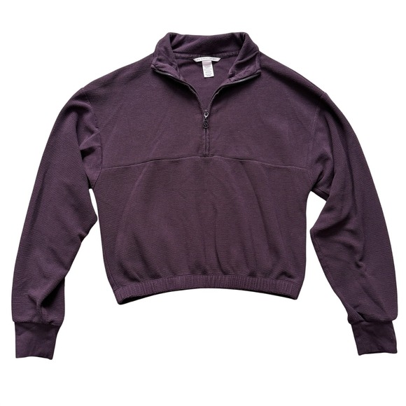 Victoria's Secret Tops - Victoria's Secret Womens‎ Purple Half Zip Cropped Pullover XS Ribbed
